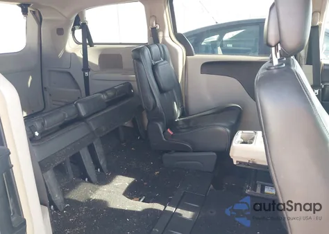 2013 Chrysler Town & Country Touring from USA, damaged, VIN 2C4RC1BG4DR670127